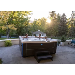 HotSpring Spas Highlife VANGUARD masszázsmedence