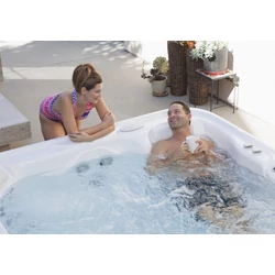 SpaTrend, Higlife masszázsmedence Aria jakuzzi
