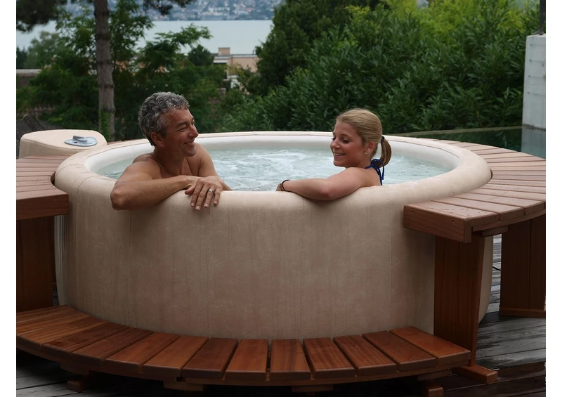 Softub LEGEND 220 masszázsmedence - Carribean Green