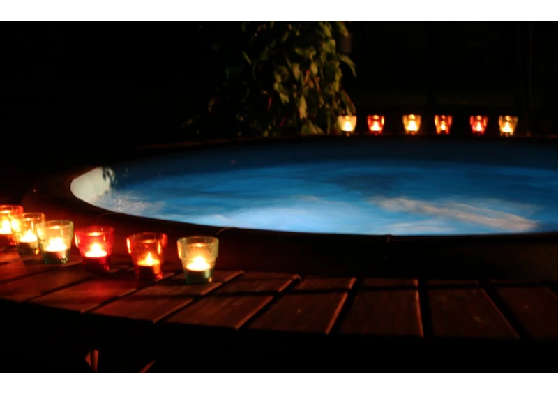 Softub LEGEND 220 masszázsmedence - Carribean Green
