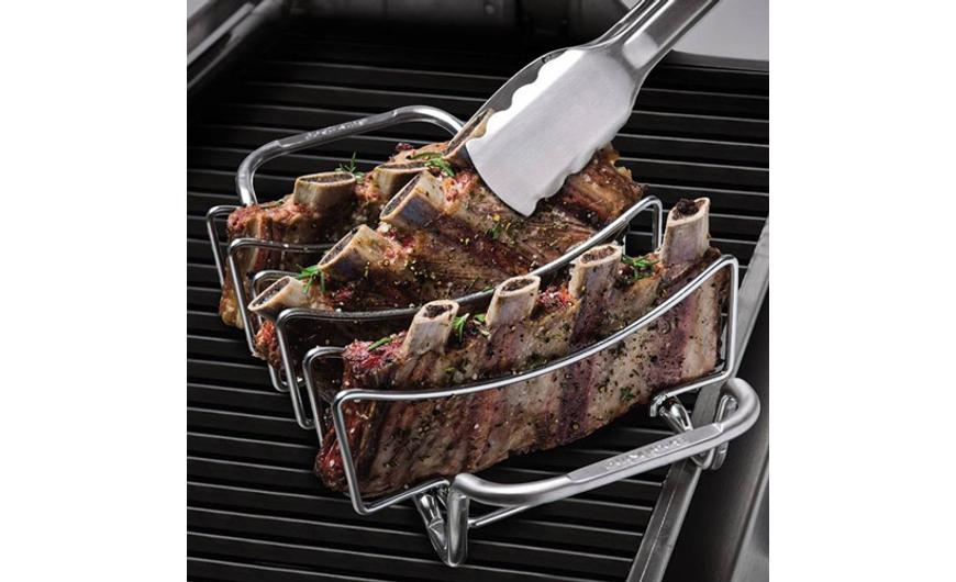 A pecsenyesütők és sütőállványok előnyei grillezéskor
