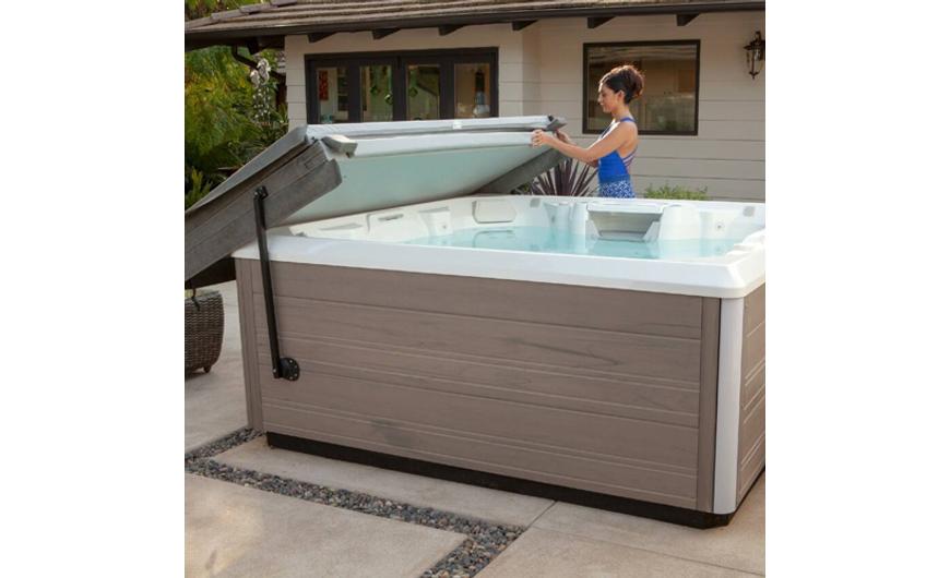 Hogyan történjen a jakuzzi vízcsere?